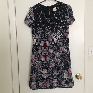 NWOT.. Gorgeous navy blue & pink shift dress 👗